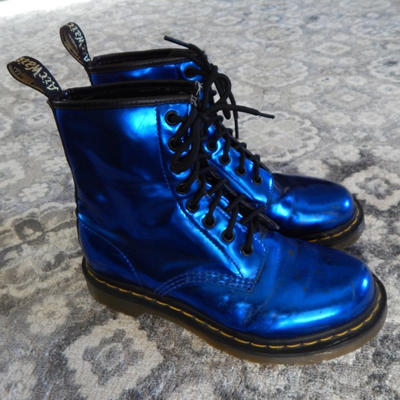 dr martens metallic blue